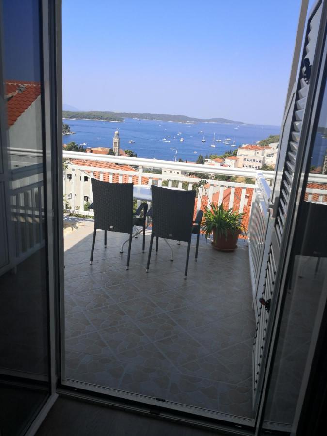 Apartments Kresic Hvar Town Exterior foto