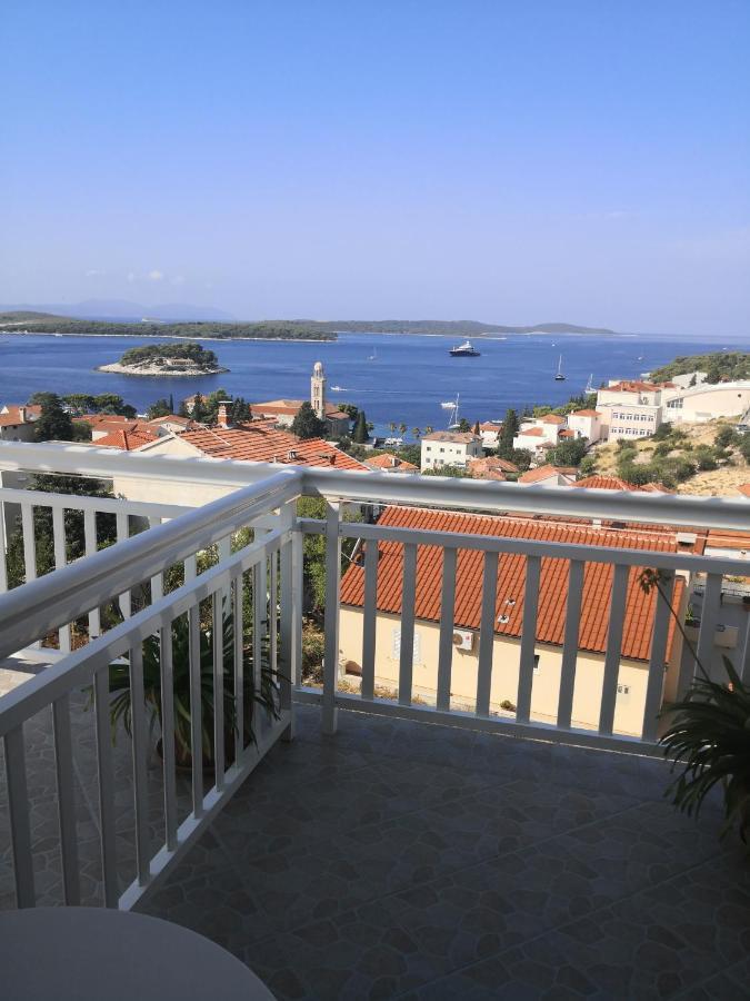 Apartments Kresic Hvar Town Exterior foto