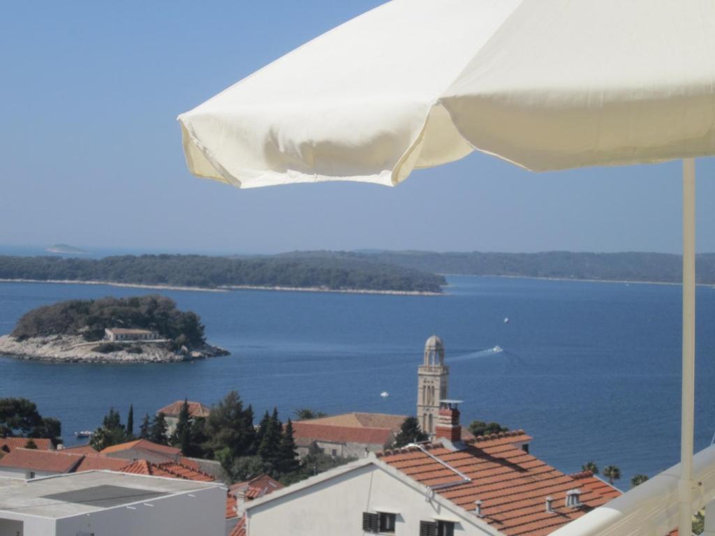 Apartments Kresic Hvar Town Zimmer foto
